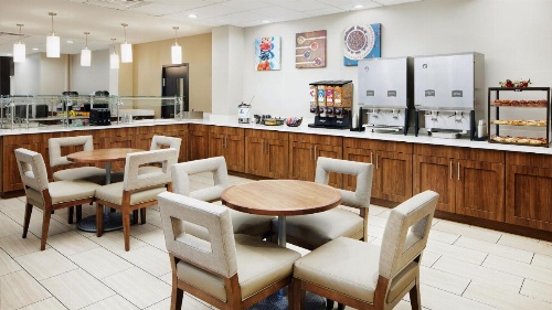 Staybridge Suites - Orlando Royale Parc Suites image 24